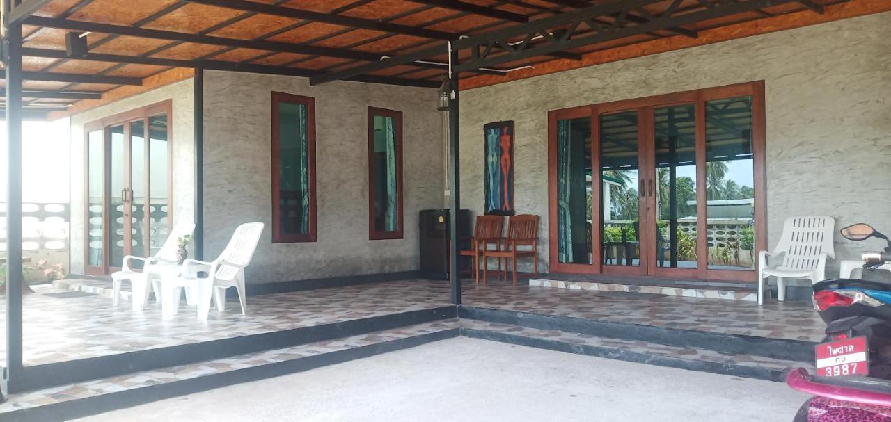 Kohjum Freedom Resort Koh Jum Exterior photo